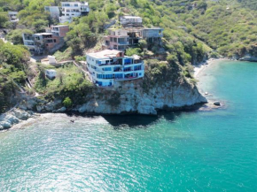 Bajo Mar Apartments Taganga, acceso privado a playa